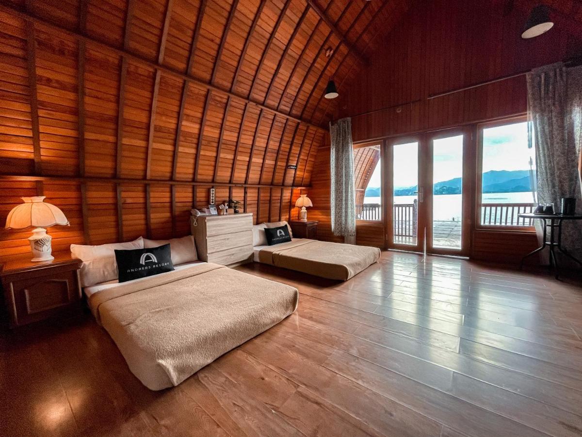 Andreas Resort Sukajaya Экстерьер фото